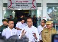 Presiden Joko Widodo saat memberikan keterangan pers di BLUD Rumah Sakit Konawe di Kabupaten Konawe, Sulawesi Tenggara pada Selasa, 14 Mei 2024. (Foto: Ist./setkab.go.id.).