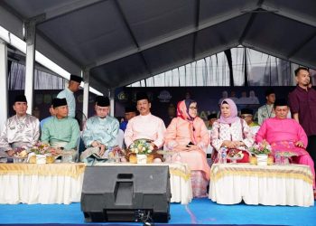 Pawai Taaruf MTQH X Tingkat Provinsi Kepri Tahun 2024, diadakan di Simpang Martabak Har, Nagoya, Senin, 20 Mei 2024 . (Foto: Diskominfo).