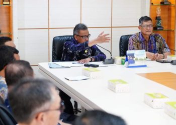 Rapat koordinasi persiapan Pelaksanaan Kejurnas Road Race and Mountain Bike (MTB) 2024 di Kota Batam di Ruang Rapat Sekda Lantai II Kantor Walikota, Kamis, 30 Mei 2024. (Foto: Diskominfo).