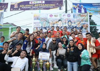 Para peserta Tim Voli BP Batam berfoto bersama seusai pertandingan, Sabtu, 15 Juni 2024. (Foto: Humas BP).