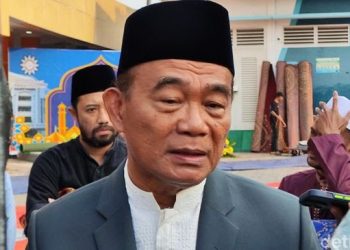 Menko PMK, Muhadjir Effendy usai salat Idul Adha 1445 H. (Foto: Istm/detikcom).