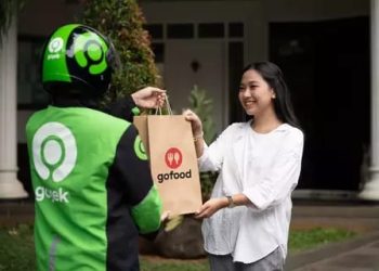 Aktivitas pengemudi Gojek, belum mampu dongkrak harga saham GoTo beranjak dari Rp50. (Foto: Ist./dok.pribadi).