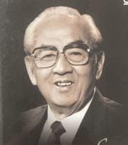 William Soerjadjaja. (Foto: Ist./Repro sampul buku Man of Honor ).