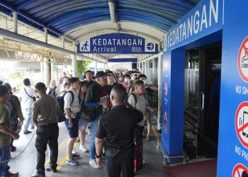 Operasional keberangkatan dan kedatangan kapal tetap berjalan seperti biasanya di Pelabuhan Batam Center. (Foto: Humas BP).