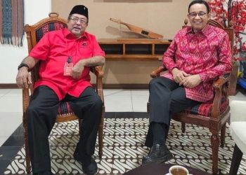 Anies Baswedan (kanan) berjumpa Rano Karno di DPP PDI-P, Senin, 26 Agustus 2024.(Foto: Ist./Dok. Pribadi).