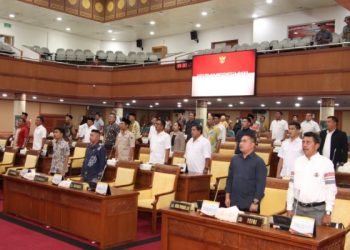 Anggota DPRD Kota Batam gelar rapat paripurna perdana, Kamis, 5 September 2024. (Foto: Humas DPRD).