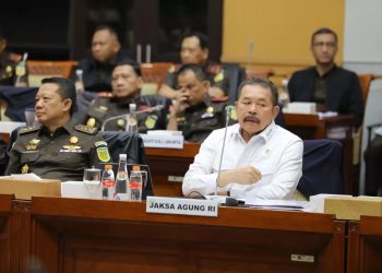 Jaksa Agung  Sanitiar  Burhanuddin saat hadiri rapat kerja dengan Komisi III DPR, di Senayan, Rabu, 13 november 2024. (Foto: Ist /sindonews.com).