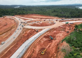 Kondisi pengerjaan jalan bundaran Punggur sampai saat ini, Kamis, 21 November 2024. (Foto: Humas BP).