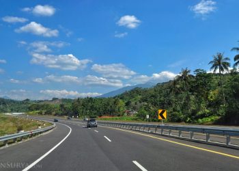 Panorama Jalan Tol Semarang - Bawen. (Foto: Ist./johansurya.id).