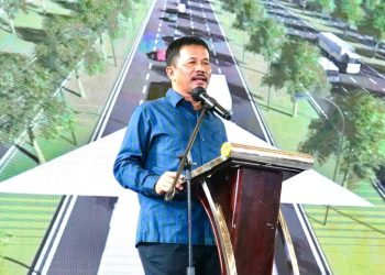 Kepala BP Batam, Muhammad Rudi saat memaparkan capaian pertumbuhan ekonomi di Batam pada Triwulan III, Senin, 30 Desember 2024. (Foto; Humas BP).