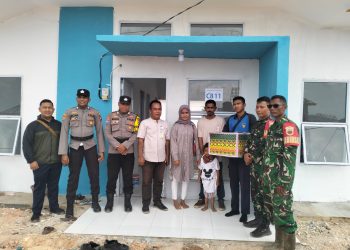 Warga Rempang yang pindah ke rumah baru di Tanjung Banon di fasilitasi oleh pihak BP Batam. (Foto: Humas BP).