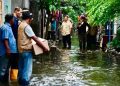 Presiden Prabowo Subianto  mengunjungi masyarakat terdampak banjir di Babelan, Kabupaten Bekasi, Jawa Barat, pada Sabtu, 8 Maret 2025. (Foto: Ist./beritanasional.com).