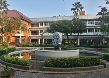 Salah satu sudut Fakultas Ekonomi, Universitas Indonesia. (Foto: Ist./wikipidea).