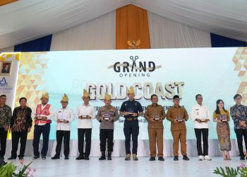 BP Batam dan bersama para menteri dan juga Kapolri meresmikan Gold Coast International Ferry Terminal di Bengkong, pada Senin siang, 14 April 2025, di wilayah Golden Prawn. (Foto: Humas BP).