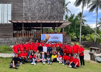 SKK Migas Sumbagut dan KKKS Gelar Team Building Bersama Wartawan Natuna di Hotel Natuna Dive Resort. (Foto: HMS./ Amin).
