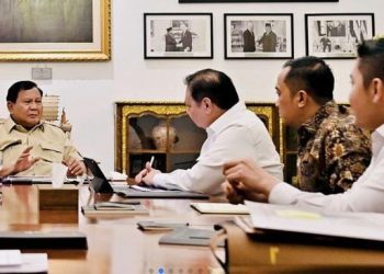 Presiden Prabowo Subianto sampaikan arahan langsung terkait capaian kinerja investasi di Kawasan Ekonomi Khusus dan Penyusunan RAPBN 2026. (Foto: Ist./Dok. Kemenko Perekonomian).