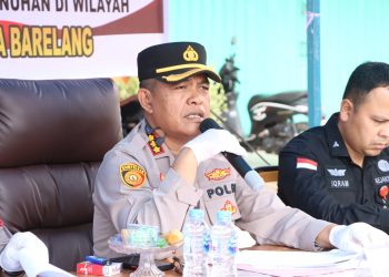 Kapolresta Barelang Kombes Pol Zaenal Arifin, S.I.K. memimpin rekonstruksi kasus pembunuhan. (Foto: Humas Polresta).