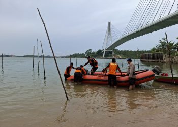 Pria 23 tahun diduga terjun dari Jembatan 1 Barelang