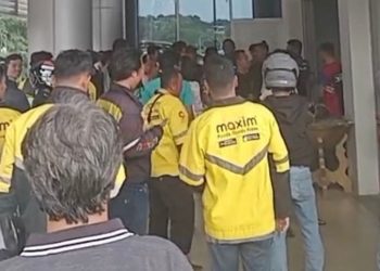 Driver online dari Komando Batam berkumpul di Pelabuhan Telaga Punggur, Minggu, 14 September 2025. (Foto: Arsip Komando Batam untuk HMS).