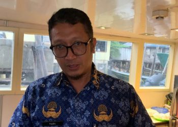 Kepala Dinas Perikanan Batam, Yudi Admajianto, saat diwawancarai HMS pada Rabu, 17 September 2025. (Foto: HMS/Flavia Donella Bangun).