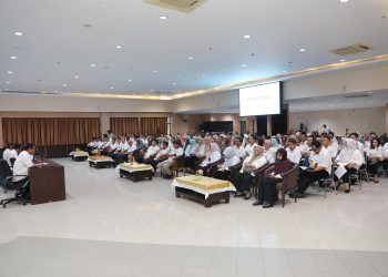 Rakor percepatan pelaksanaan APBD Anggaran 2025 dipimpin oleh Wali Kota Batam, Amsakar Achmad. (Foto: Diskominfo).