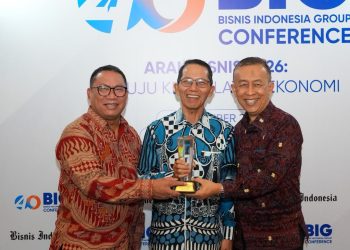 Penghargaan Pioneer FTZ Management diterima BP Batam dalam ajang BIG 40 Awards 2025 . (Foto: Humas BP).