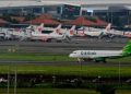 Sejumlah pesawat dari berbagai maskapai penerbangan di pelataran pesawat Soekarno Hatta, Tangerang, Banten. (Foto: Ist./ cnbcindonesia.com).
