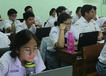 Suasana para siswa SMA di Jakarta saat berada dalam ruang kelas pada Rabu, 21 Januari 2026. (Foto: Ist./instagram/sman70jakarta).