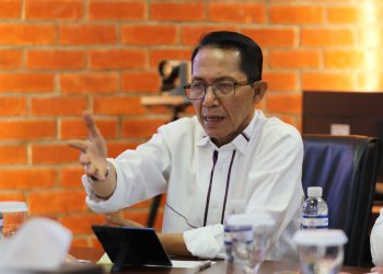 Kepala BP Batam, Amsakar Achmad menerima kunjungan pengurus baru KADIN. (Foto: Humas BP).