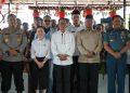 Kepala BP, Amsakar Achmad dan wakil BP Batam, Li Claudia Chandra hadir menjumpai warga Rempang dalam rangka mewujudkan pembangunan sekolah rakyat Merah Putih program unggulan presiden. (Foto: Humas BP).