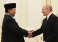 Presiden Prabowo Subianto (kiri) melakukan pertemuan bilateral dengan Presiden Vladimir Putin di Istana Kremlin, Moskow, Rusia, Senin, 13 April 2026. (Foto: Ist / kompas.tv).