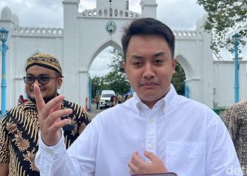 Paku Buwono XIV Purbaya saat ditemui di Masjid Agung Solo. (Foto: Ist./ detikJateng).