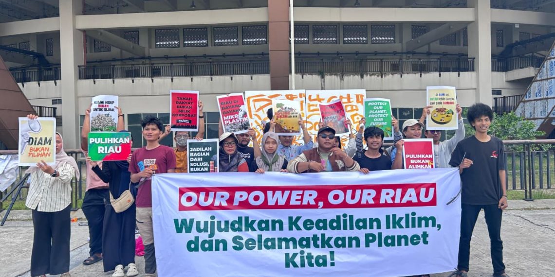 Aksi Hari Bumi 2026 Walhi Riau di Pekanbaru (Dok: Walhi Riau)