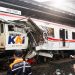 KRL Commuter Line (kanan) yg ringsek tertabrak lokomotif Argo Bromo Anggrek di Stasiun Bekasi Timur, Senin, 27 April 2026. (Foto: Ist./ detikcom).
