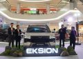 Peluncuran mobil SUV 7-seater Wuling Eksion dalam pameran otomotif di Grand Batam Mall, Batam (Foto: Putra Gema Pamungkas)