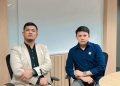 Kepala Kantor Hukum Dosma Roha Sijabat bersama kuasa hukum Ilham Arrasyid. (Foto: HMS./ Ist).