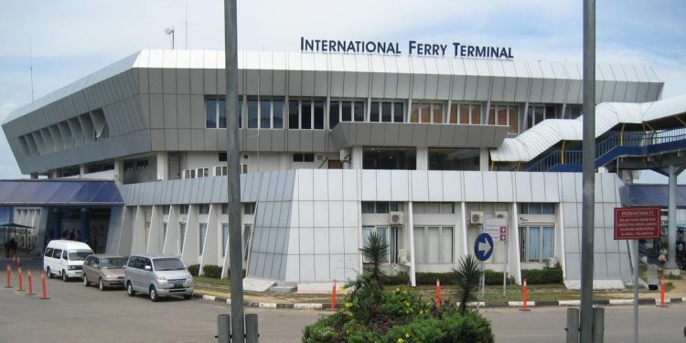 Pelabuhan Internasional Batam Centre, Kota Batam (Foto: Putra Gema Pamungkas)