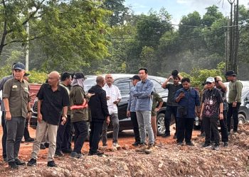 Tim BP Batam tinjau langsung beberapa titik lokasi banjir. (Foto: Humas BP).