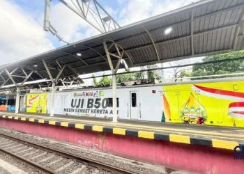 Uji coba B50 sedang dilakukan pada lokomotif kereta. (Foto: Ist./Dok. KAI).