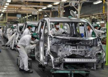 Aktivitas di sebuah industri otomotif di Indonnesia. (Foto: Ist./ gaikindo.or.id).