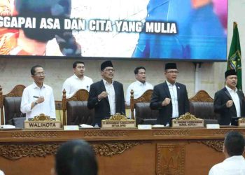Laporan banggar DPRD dan pembahasan Ranperda. (Foto: Sekretariat DPRD).