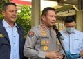 Kabid Humas Polda Metro Jaya Kombes Budi Hermanto (tengah) saat beri keterangan pers kepada wartawan, Senin, 13 Juli 2026. (Foto: Ist./ cnnindonesia.com).