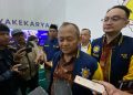 Sekretaris Jenderal (Sekjen) Partai Golkar, Muhammad Sarmuji (dua dari kanan). (Foto: Ist / Kompas.com).