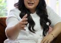 Anggota/Deputi Bidang Pelayanan Umum BP Batam, Ariastuty Sirait pastikan ketersediaan obat di RSBP aman dan bermutu. (Foto: Humas BP).