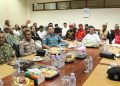 Suasana mediasi suku Dayak dan suku dari Nusa Tenggara Timur di Kantor Bupati Nunukan. (Foto: Ist./Dok. Istimewa).