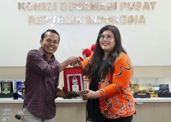Anggota/Deputi Bidang Pelayanan Umum BP Batam, Ariastuty Sirait kunker ke KIP. (Foto: Humas BP).