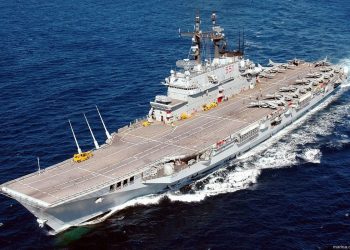 Kapal Giuseppe Garibaldi hibah dari Italia ini akan menjadi KRI Gajah Mada, kapal induk pertama milik TNI AL. (Foto: Ist./ seaforces.org).