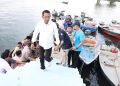 Wali Kota Batam, Amsakar Achmad menghadiri peluncuran tim Cakalang di Kampung Nelayan Merah Putih, Pulau Kasu, Belakang Padang. (Foto: Diskominfo).