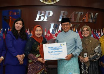 PIKORI Batam salurkan bantuan sosial kepada korban terdampak bencana alam di NTT. (Foto: Humas BP).